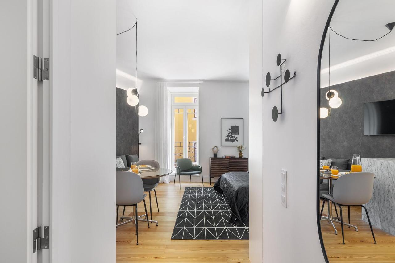 Whome Exclusive City Hideaway Perfect For Digital Nomads & Remote Workers Lisbon Luaran gambar